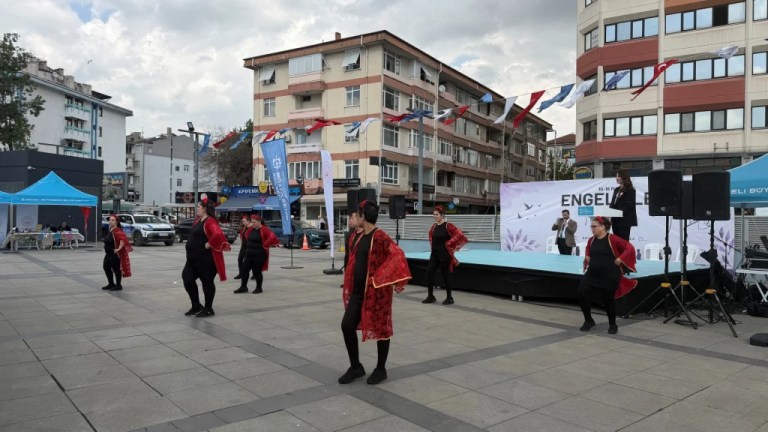 Empati Parkuru ile engelleri anladılar
