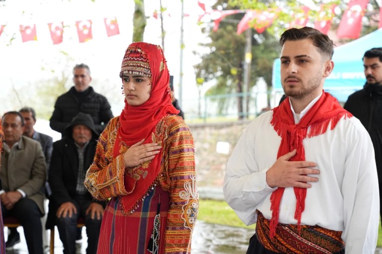 Hıdırellez coşkusu yağmurla bereketlendi