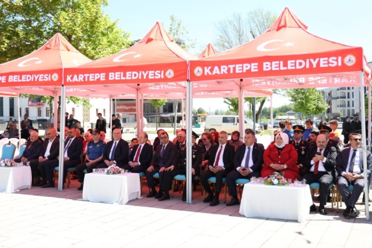 Kartepe’de 19 Mayıs Coşkusu